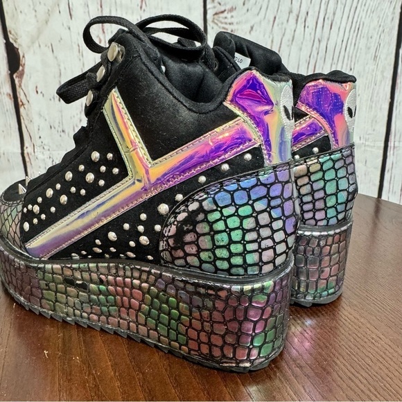 DOLLS Kill X YRU Qozmo Lo Alien Iridescent Reptile Embossed Platforms 4US 35 Eu - Picture 15 of 17